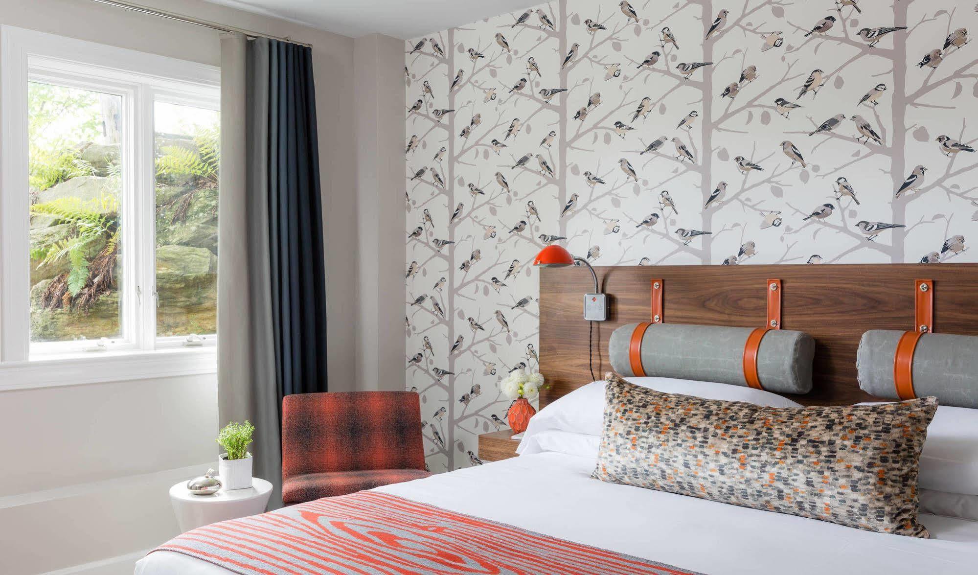 Inn Field Guide 3*